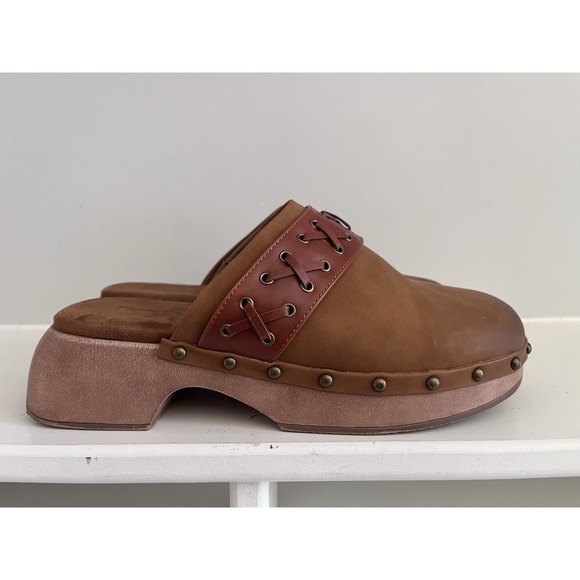 Pierre Dumas Shoes - Pierre Dumas Women's 8.5 Brown Studded Mule Clog Round Toe Slip-On Block Heel